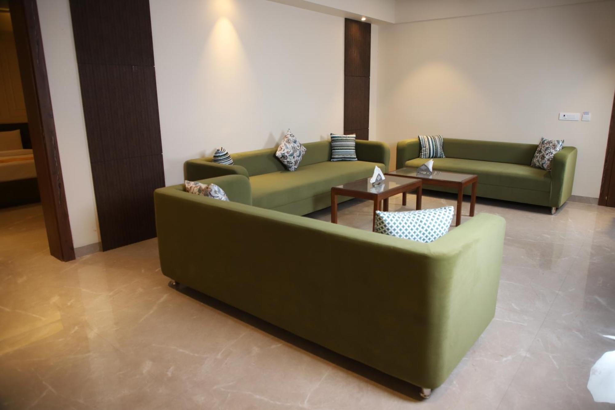 Pink Villa Boutique Hotel 메루트 외부 사진